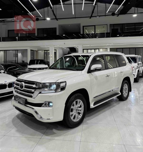 Toyota for sale in Iraq